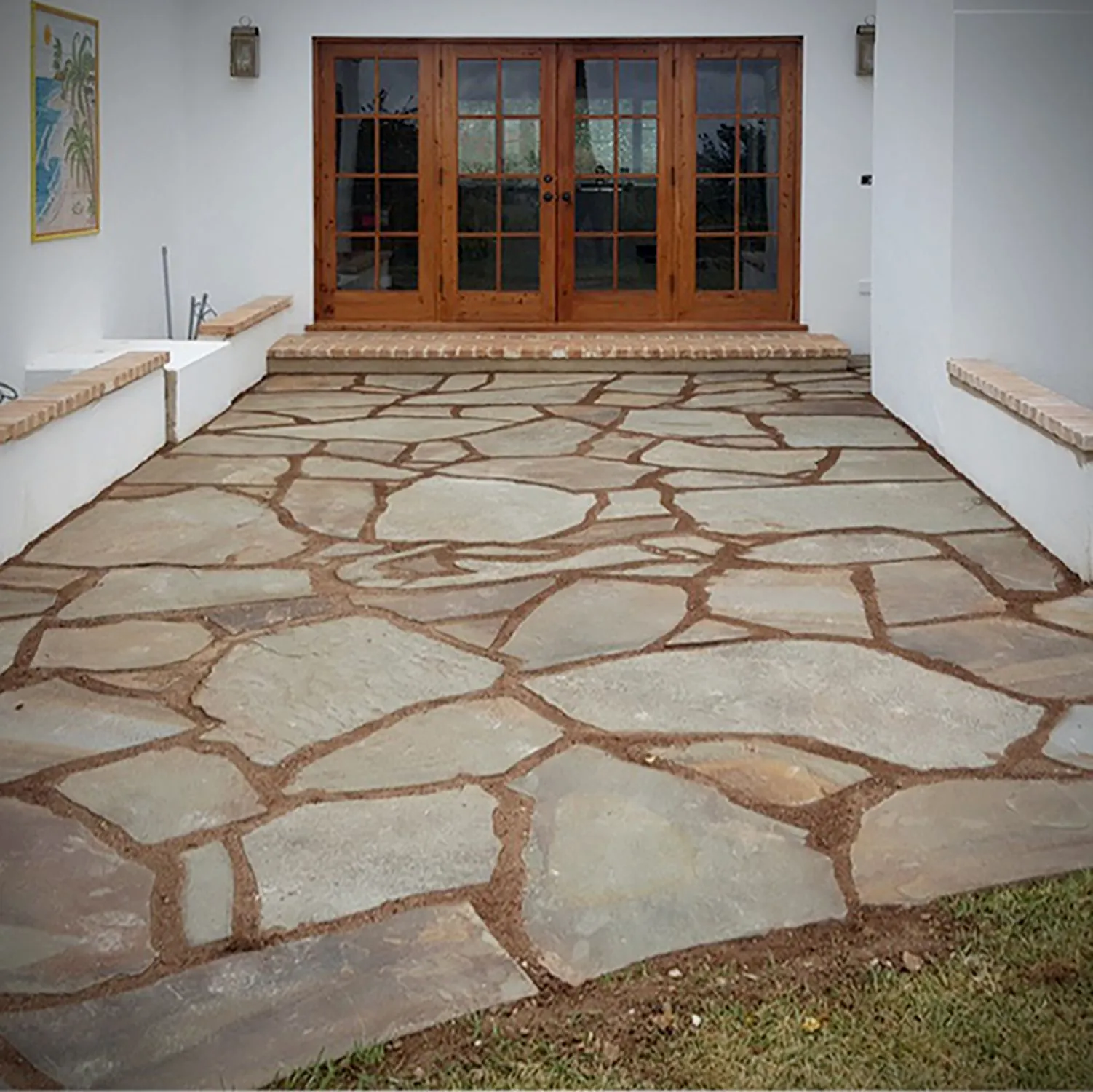 Natural stone flagstone paving